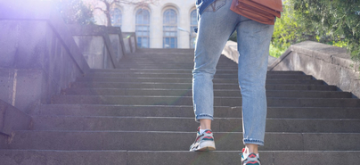 Monter les escaliers comme activité physique régulière peut réduire le risque de démence